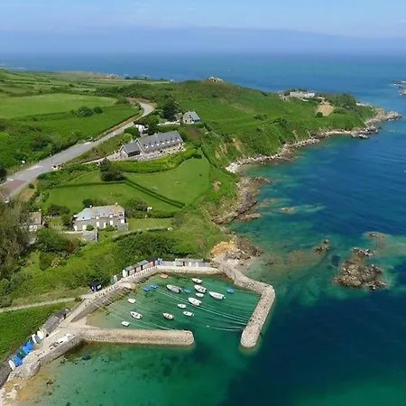 Avec Courette Bord La Hague Port Racine Tatil Evi *